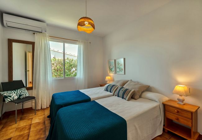 Villa in Son Bou - Villa KAKABA Villa in Son Bou - Villa KAKABA